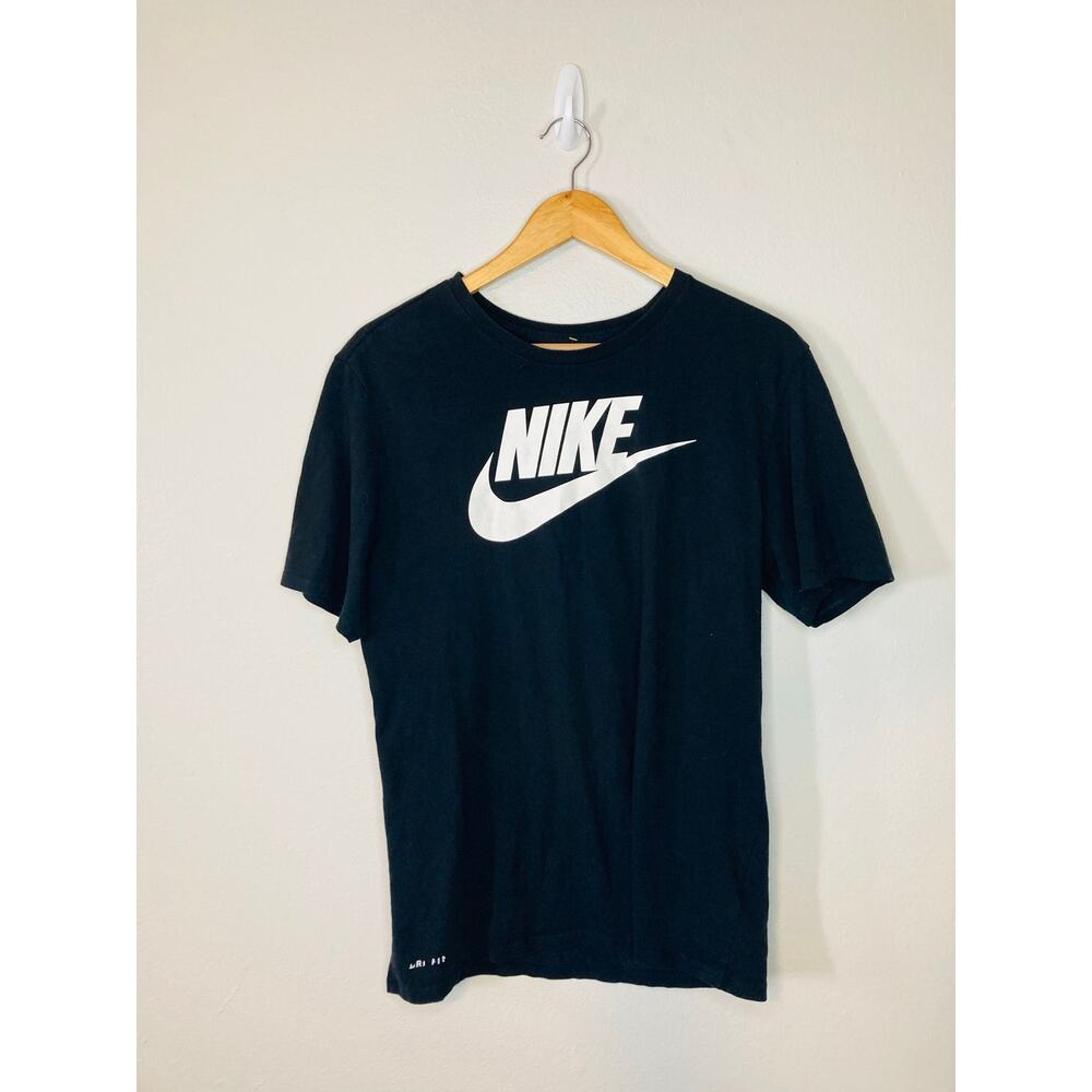 L Nike dri fit